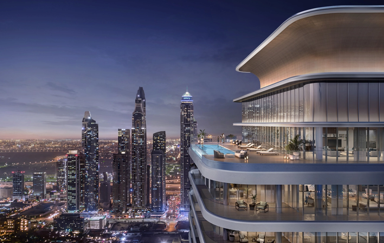 Luxurious 4-Bedroom Penthouse |Beachfront |Best Price